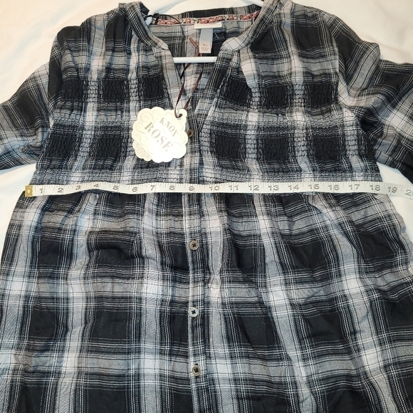 Knox Rose Womens Black Plaid Smocked Dress Size XS Long Sleeve Button Front - Picture 5 of 8